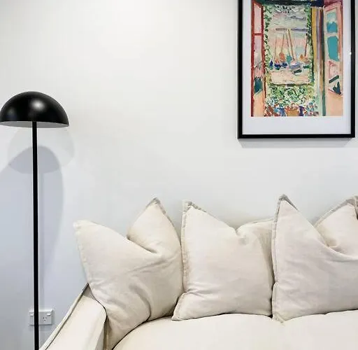 Chic City Centre Townhouse